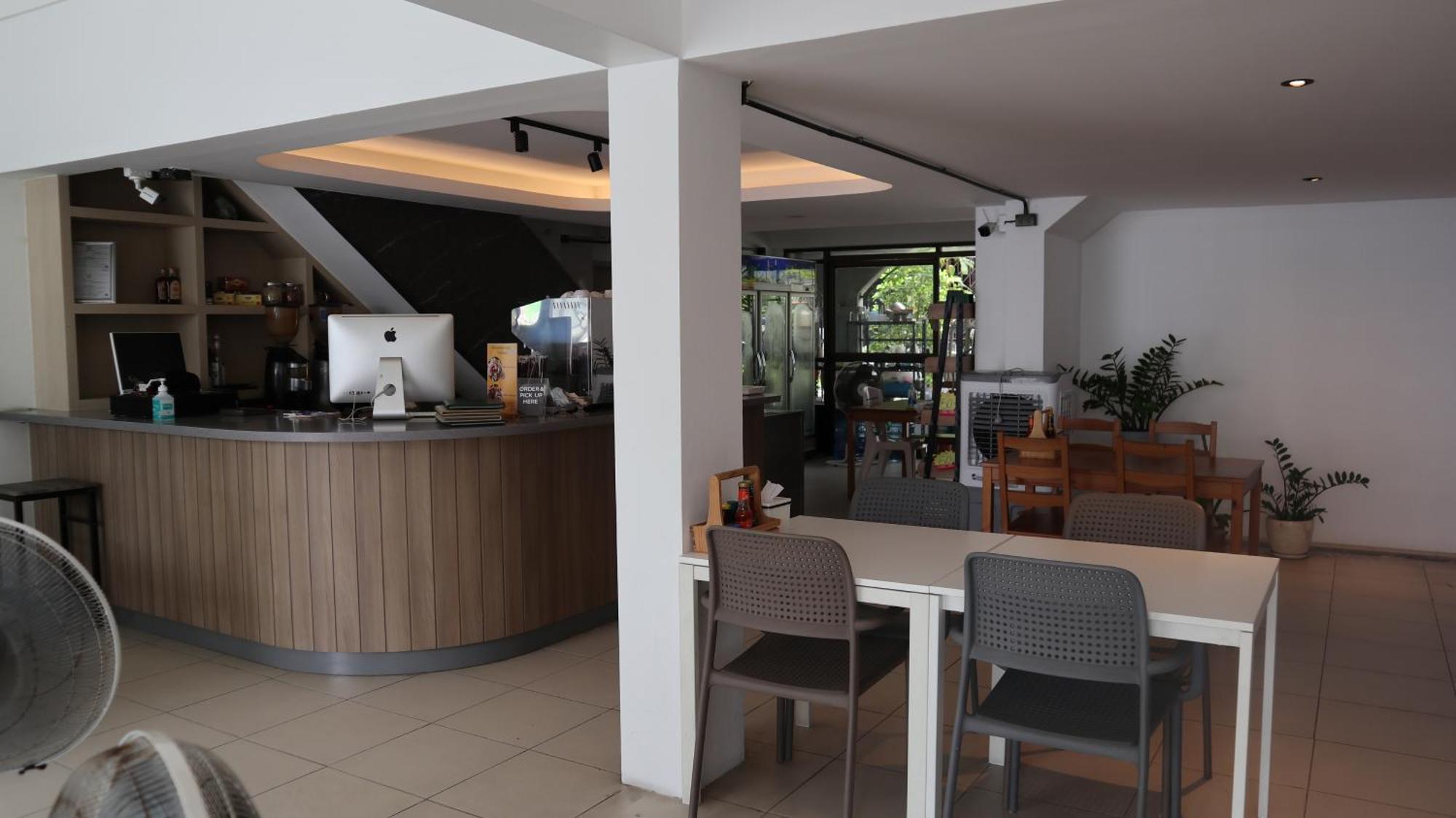 ホテル Patong Triple P エクステリア 写真